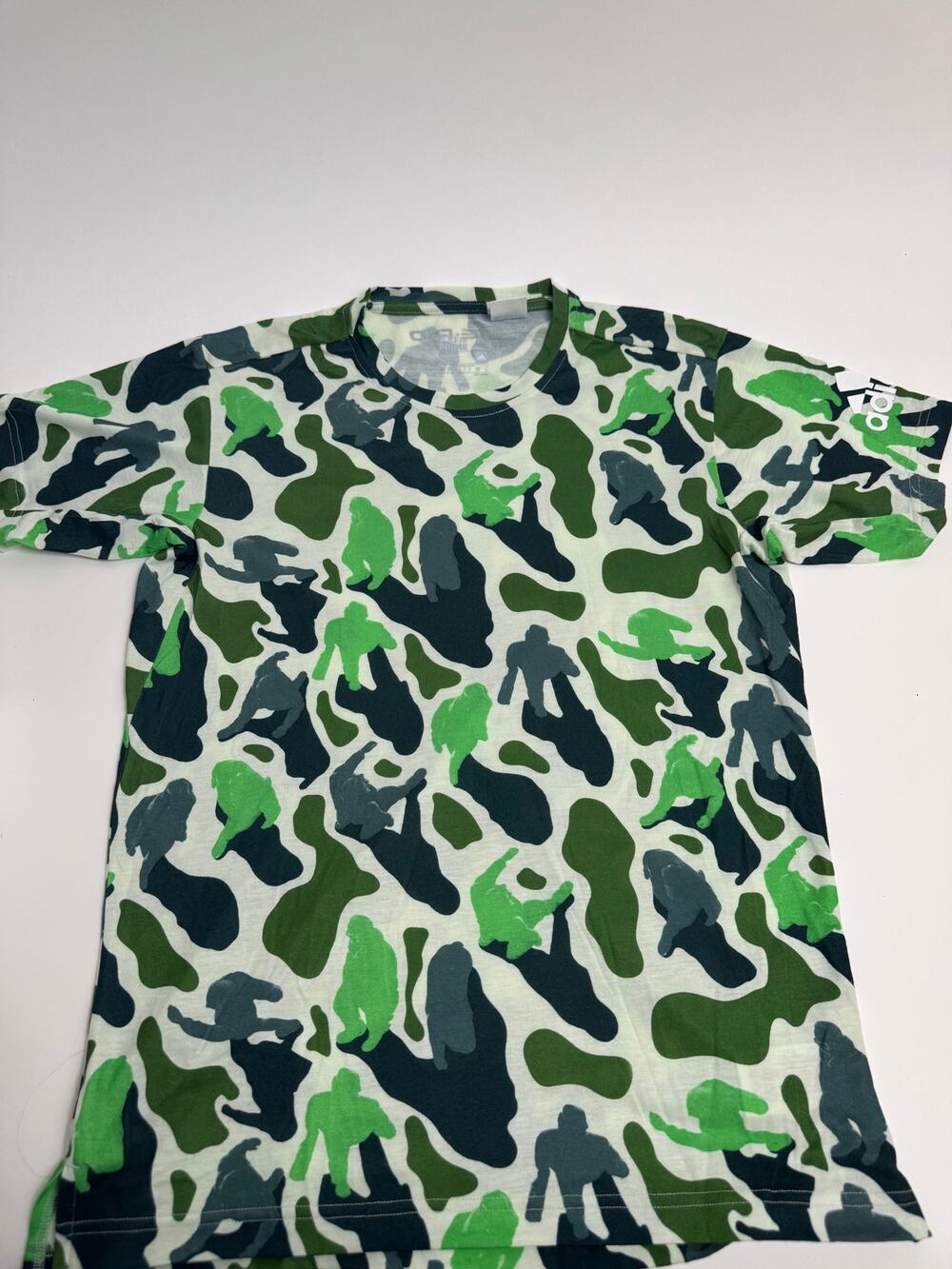 adidas x NERD Pharrell FreetLift Prime Green Camo SAMPLE Tee DH1176 Size S Rare